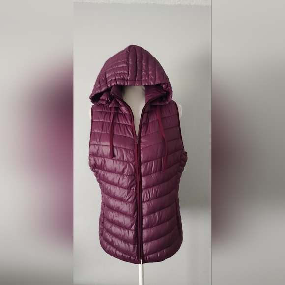Old Navy Vest Women Puffer Color Purple Pockets Lightweight  Hoodie Medium  New - Picture 1 of 11